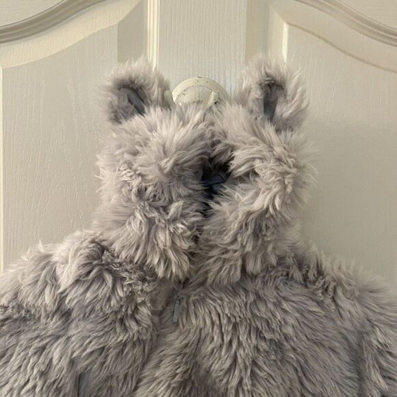 Baby & Child Restoration Hardware Luxe Faux Fur Baby Bunting Gray Fox 0-6 Months - Picture 2 of 12